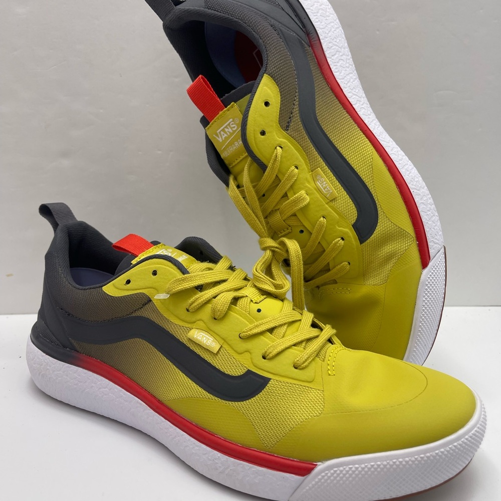 Vans WMNS Mte Ultrarange Exo
Sulphur
VN000CWCD2P Sneakers - Picture 1 of 16